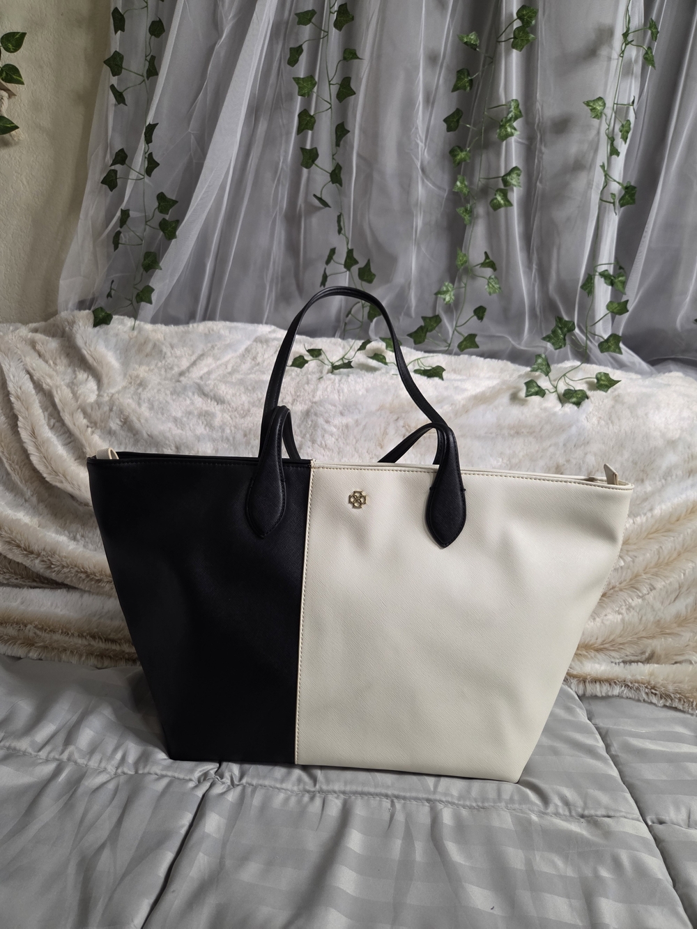 NWT-Ann Taylor Color Block Tote Bag